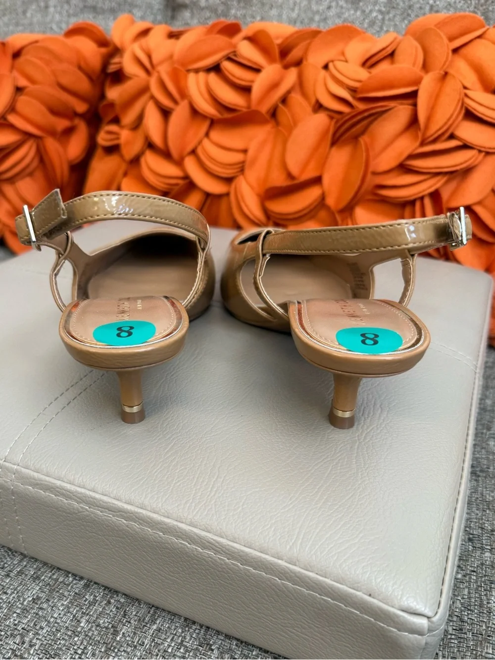 NWOT Kenneth Cole Melissa Slingback Tan Faux Leather Square Toe Kitten Heels